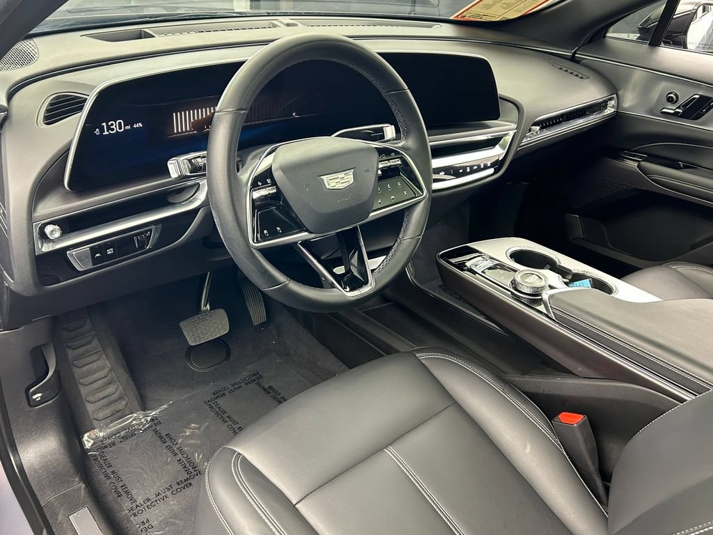 Used 2024 Cadillac Lyriq Tech RWD image 56