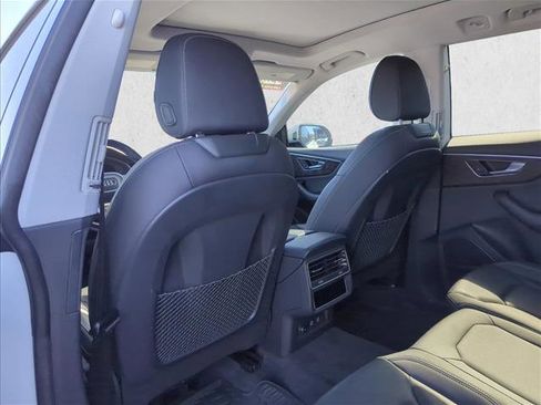 Used 2020 Audi Q8 Premium Plus image 17