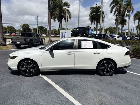 Used 2023 Honda Accord Sport image 5