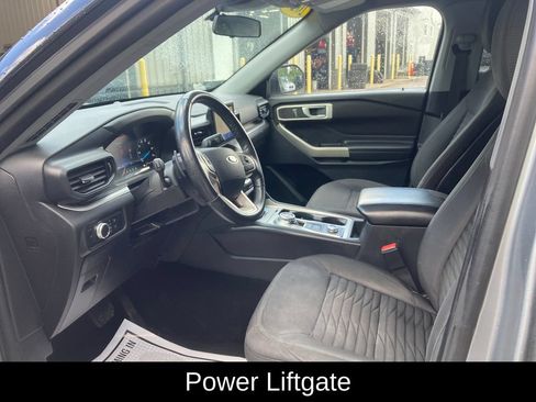 Used 2020 Ford Explorer XLT w/ Comfort Package AWD/4WD image 12