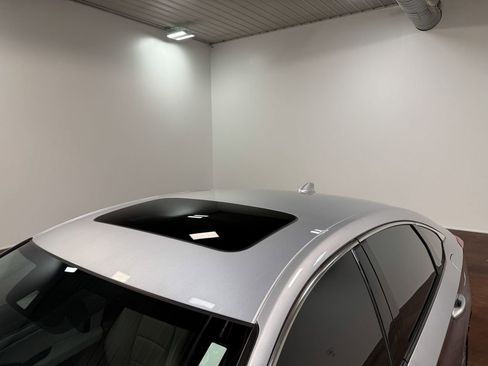 Used 2018 Honda Accord EX-L image 43