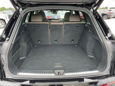 Certified 2025 Audi Q5 Prestige AWD/4WD image 18