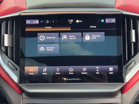 Used 2021 Maserati Ghibli Trofeo image 26