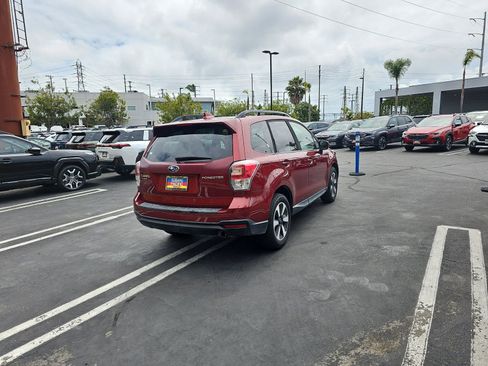 Used 2018 Subaru Forester 2.5i Premium AWD/4WD image 7