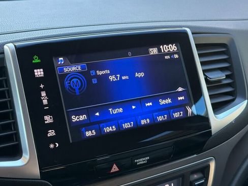 Used 2016 Honda Pilot EX-L image 24