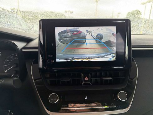 Used 2023 Toyota Corolla LE image 17