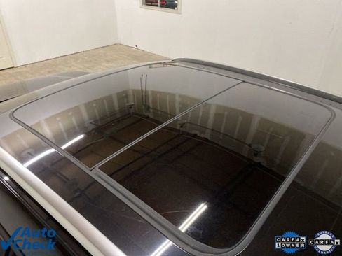 Used 2024 Audi Q4 e-tron Premium image 15