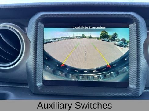 Certified 2023 Jeep Wrangler Unlimited AWD/4WD image 33
