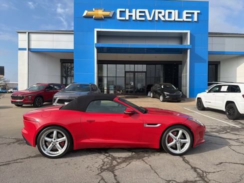 Used 2014 Jaguar F-TYPE Convertible image 3