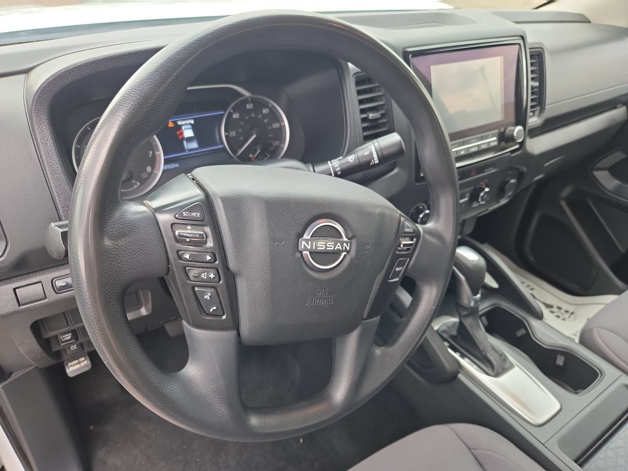 Used 2024 Nissan Frontier S RWD image 9