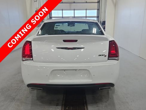 Used 2022 Chrysler 300 S image 4