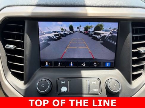 Used 2022 GMC Acadia Denali w/ Denali Ultimate Package FWD image 25