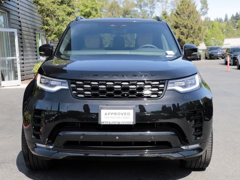 Certified 2025 Land Rover Discovery Dynamic SE AWD/4WD image 4