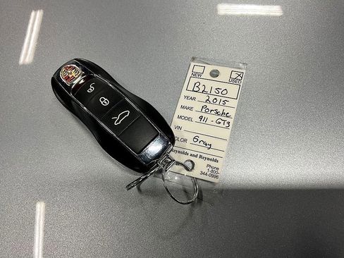 Used 2015 Porsche 911 GT3 image 32