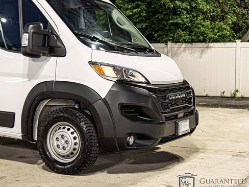 Used 2021 Mercedes-Benz Sprinter 2500 w/ Driver Convenience Package image 4