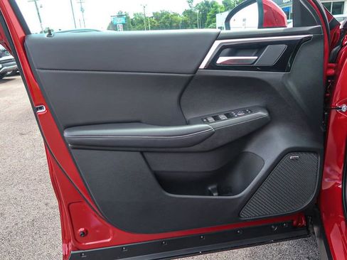 New 2025 Mitsubishi Outlander AWD image 24