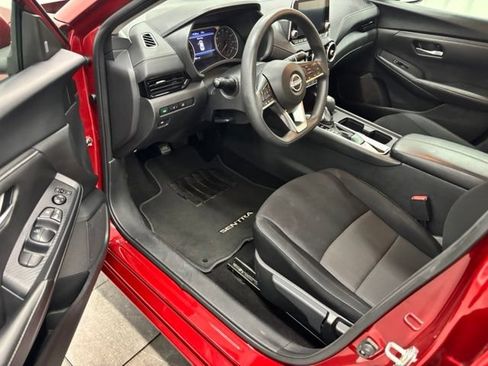 Used 2024 Nissan Sentra SV FWD image 10
