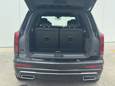 New 2025 Cadillac XT6 Premium Luxury w/ Technology Package image 9