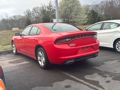 Used 2019 Dodge Charger SXT w/ Leather Interior Group image 8