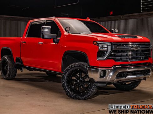 Used 2024 Chevrolet Silverado 2500 LTZ w/ LTZ Convenience Package AWD/4WD image 1