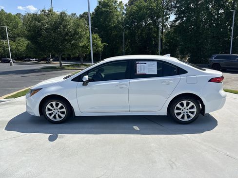 Used 2026 Toyota Corolla LE image 10