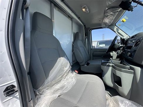 New 2024 Ford E-450 and Econoline 450 Super Duty w/ Power Windows & Locks Group image 59