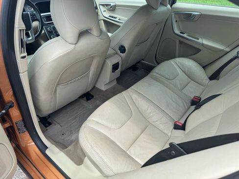 Used 2011 Volvo S60 T6 AWD/4WD image 22