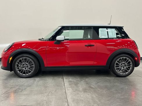 Used 2025 MINI Cooper S FWD image 7