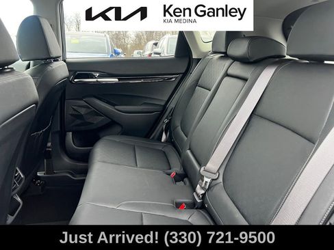 Certified 2021 Kia Seltos EX image 10