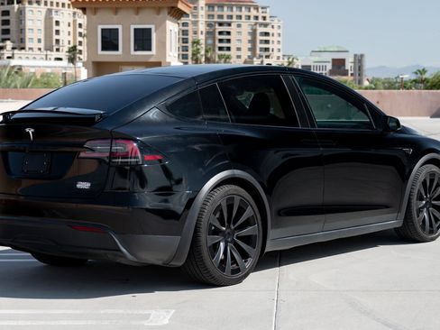 Used 2023 Tesla Model X Plaid AWD/4WD image 17