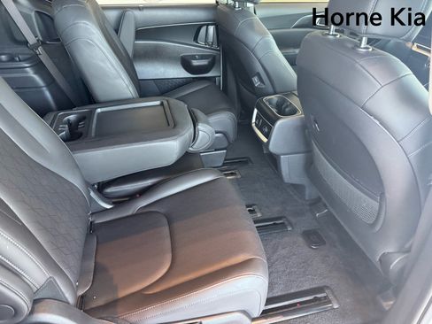 New 2026 Kia Carnival SX w/ SX Dark Edition Package FWD image 20