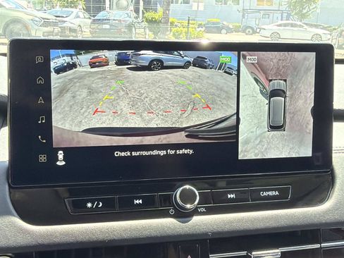 Used 2025 Mitsubishi Outlander SE FWD image 27