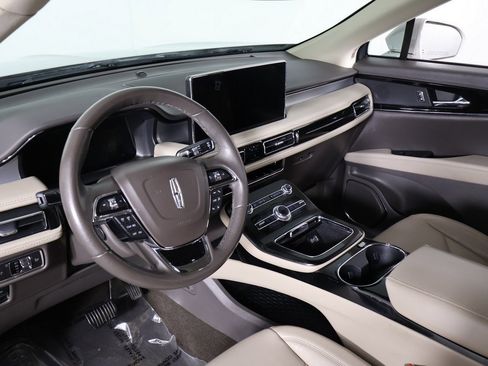 Used 2022 Lincoln Nautilus FWD w/ Premium Package image 26