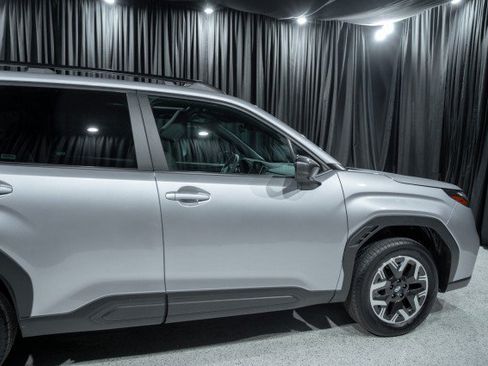 Used 2026 Subaru Forester Premium AWD/4WD image 4
