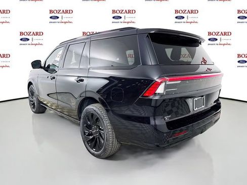 New 2026 Lincoln Navigator Reserve w/ Jet Appearance Package AWD/4WD image 5