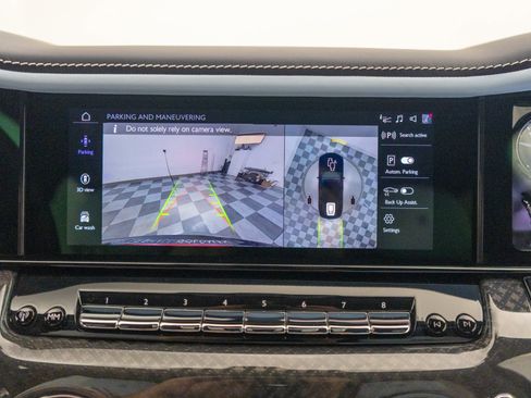 Used 2025 Rolls-Royce Cullinan Black Badge AWD/4WD image 49