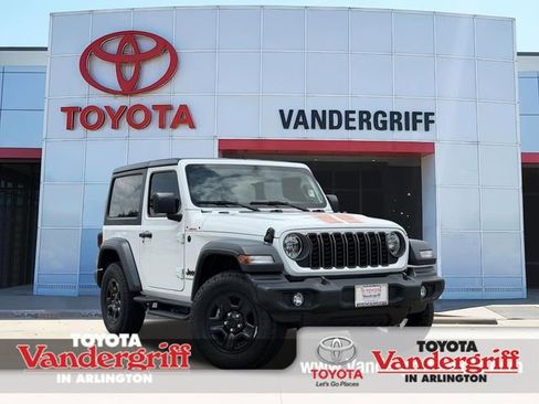 Used 2025 Jeep Wrangler Sport AWD/4WD image 1