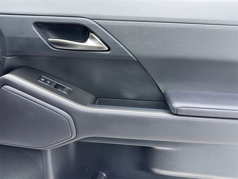 Used 2025 Lexus GX 550 w/ Accessory Package (2T) image 49