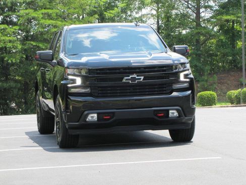 Used 2021 Chevrolet Silverado 1500 RST w/ Redline Edition AWD/4WD image 9