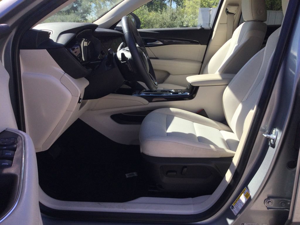 Used 2023 Buick Envision Preferred AWD/4WD image 11