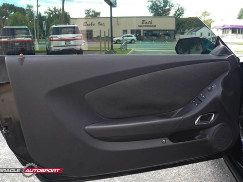 Used 2015 Chevrolet Camaro LT w/ 1LT Preferred Package RWD image 15