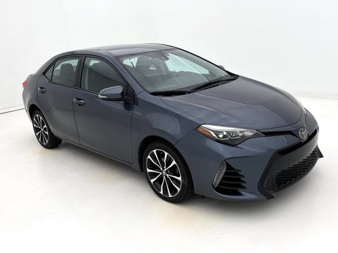 Used 2019 Toyota Corolla SE FWD image 2