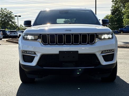 Used 2024 Jeep Grand Cherokee Limited AWD/4WD image 28