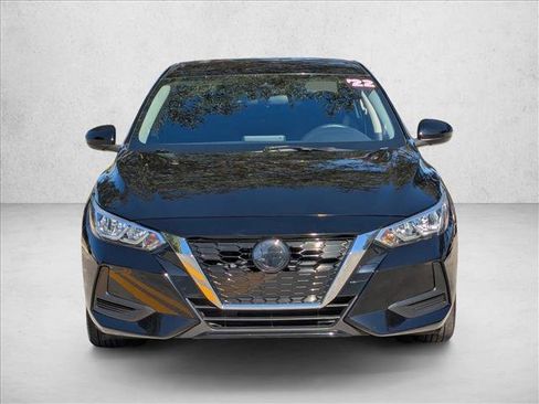Used 2022 Nissan Sentra S image 2