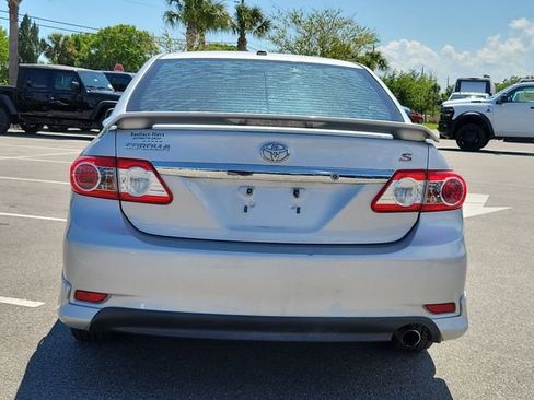 Used 2012 Toyota Corolla S image 5