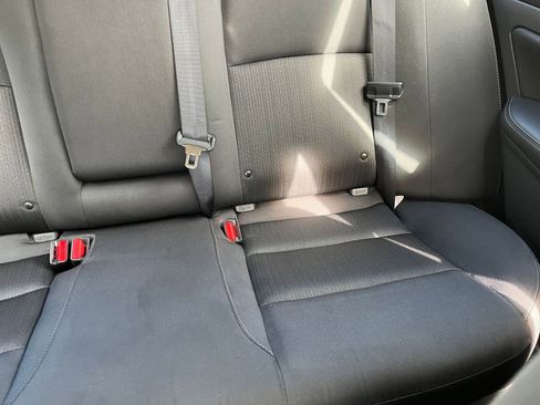 Used 2025 Nissan Altima 2.5 SV FWD image 38