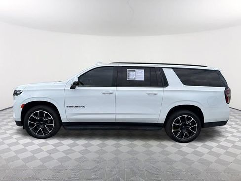Used 2022 Chevrolet Suburban RST w/ Luxury Package RWD image 8