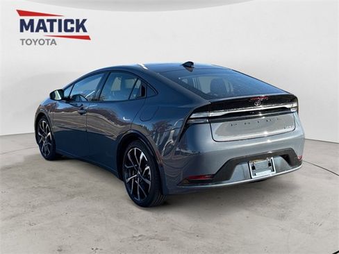 New 2026 Toyota Prius Plug-In Hybrid image 5