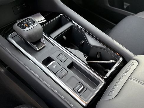 New 2026 Nissan Pathfinder SV image 14