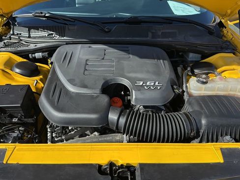 Used 2017 Dodge Challenger GT w/ Driver Convenience Group image 29